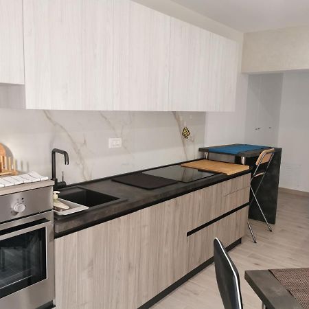 Romantic Apartment For Two On The Sea Zambratija  Exteriör bild