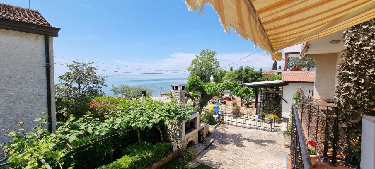 Romantic Apartment For Two On The Sea Zambratija  Exteriör bild